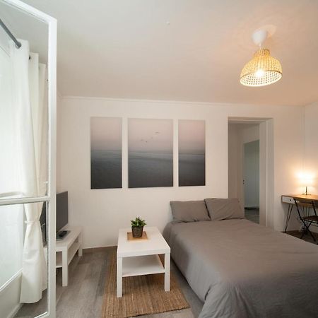 Appartement Tout Equipe Parking Balcon 2 Chambres Marseilles Buitenkant foto